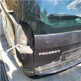 Ricambi usati sul piazzale Peugeot 5008