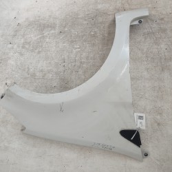 8200325171 parafango fianchetto Renault Clio MK3 2005-13 anteriore destro bianco plastica