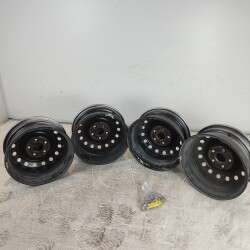 210706 set treno x4 cerchi ferro J15x6JJ Toyota HiLux 7 08/6VF20M6 15 pollici attacco 5 fori pari al nuovo