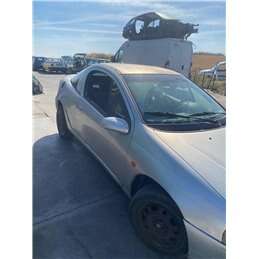 Per ricambi Opel Tigra 1.4 benz 66kw 90cv cod mot X14XE 2000