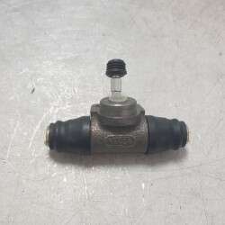 62105141 Cilindretto ruote post Volkswagen Golf I serie 1987