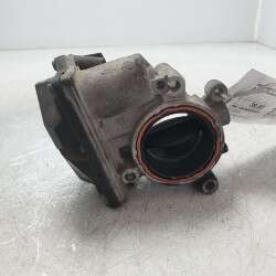 03L128063D Corpo farfallato valvola a farfalla Audi A6 A5 A4 2.0D 2011 ATTENZIONARE CONNETTORE