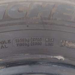 215/75R16C Gomma Michelin per diversi modelli 80% 