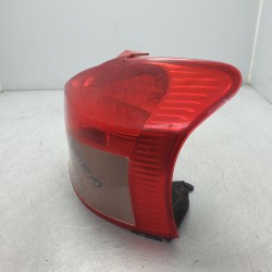 815510D110 Stop fanale faro luci posteriore dx Toyota Yaris II p9 2006-09