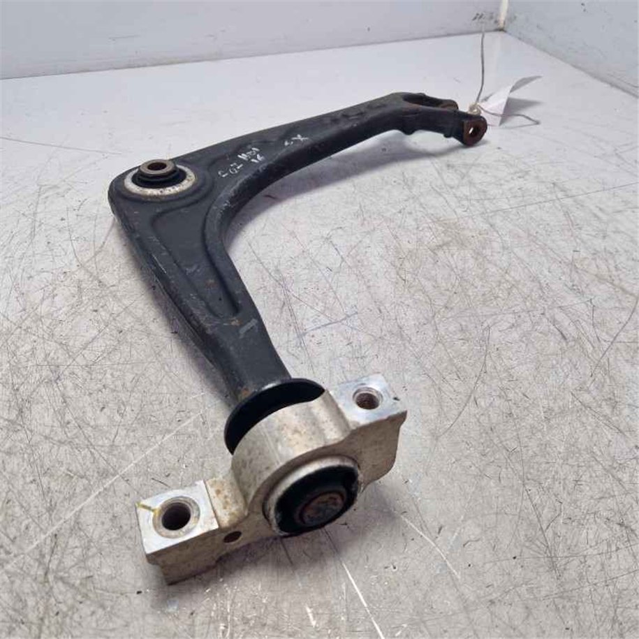 Braccio sospensione inferiore  ant Sx Pegeout 407 508 2004-10 3520.N6