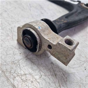 Braccio sospensione inferiore  ant Sx Pegeout 407 508 2004-10 3520.N6