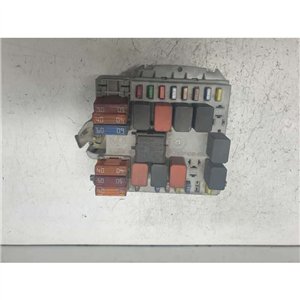 scatola relé/ fusibili alfa Romeo 147 937 1.9D 85kw 5p 2000-10 cod 46558760 