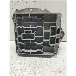scatola relé/fusibili/ body computer alfa romeo 147 1.9 D 85kw 5 p anno 2000-2010 cod 46558760