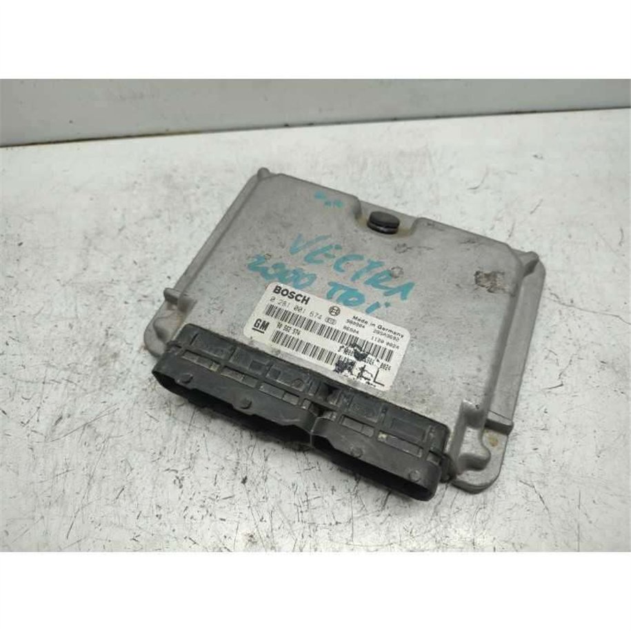 CENTRALINA MOTORE OPEL ASTRA G 2.0 DI 82CV 1998 BOSCH 0281001674 90562574 