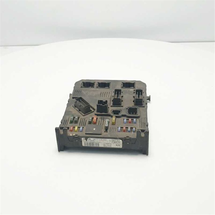 CENTRALINA ECU BODY COMPUTER MODULO CONTROLLO PEUGEOT 206 1998-09 SIEMENS BSI 9652474780