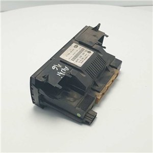 CENTRALINA CONTROLLO GRUPPO COMANDI CLIMA A/C AUDI A6 4B 1997-01 HELLA 4B0820043P 5HB007604-12 SUPPORTO DESTRO ROTTO