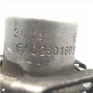 REGOLATORE SENSORE DI PRESSIONE CARBURANTE FLAUTO INIETTORI BOSCH ALFA ROMEO GTV FIAT PUNTO GT 0280160515