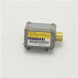MR459784 sensore airbag sensore crash Mitsubishi Pajero MK3 V60 Denso 4pin