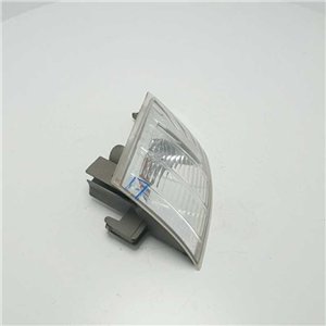 3443R fanale freccia anteriore destro Nissan X-Trail 4X4 2001 lato passeggero Ichikoh leggera crepatura