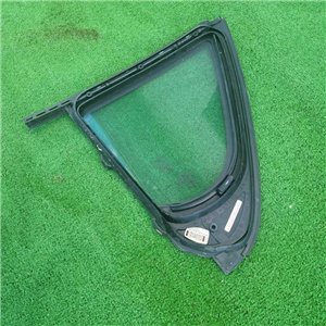 Vetro cristallo fisso posteriore destro Mercedes piccolo Classe C W205 