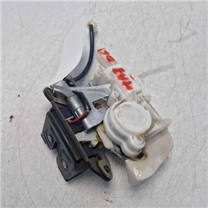 Serratura chiusura elettrica portellone bagagliaio Mazda 6 SW 2002-08 