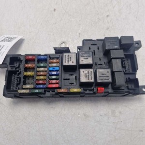 518787205 centralina ecu scatola portafusibili Volvo V70 MK2 2.4 D 2001