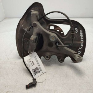 20402 Montante mozzo fusello cuscinetto ruota ant dx Mercedes W203 2.2D 611962 2000