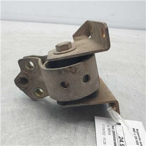 Supporto sostegno motore  Innocenti Mini 650cc 23 KW 1987