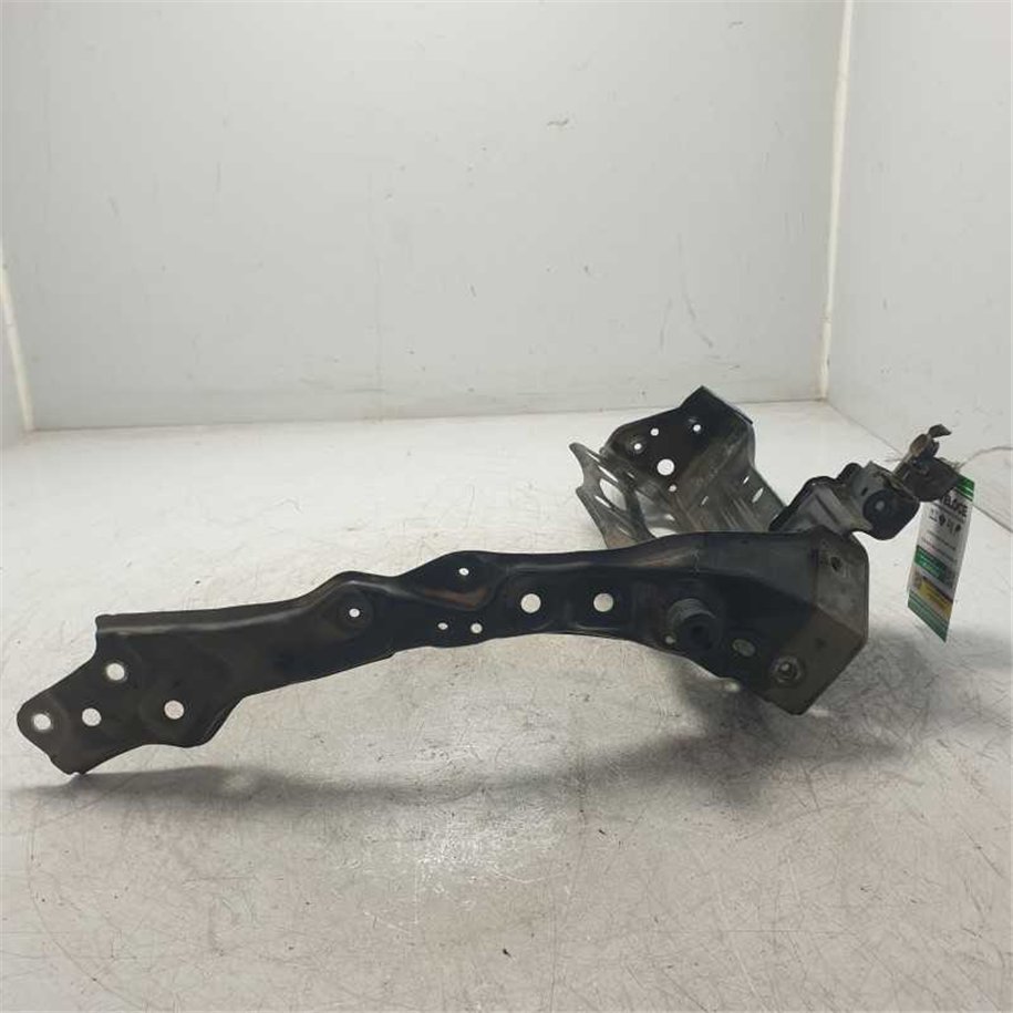 5711830050 Traversa frontale sup sx Lexus IS II XE2 220D 2.2D 2ADFHV 2006