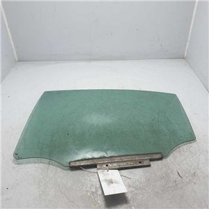 6811453141 Vetro scendente finestrino post sx privacy Lexus IS II XE2 220D 2.2D 2ADFHV 2006