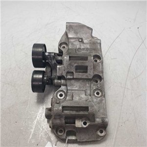 11168506863-05 staffa montaggio alternatore BMW F20 E87 E81 F21 E88 E82 E90 F34 E91 E92