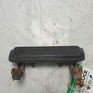 Mitsubishi Pajero MK1 L040 1982-91 4X4 maniglia esterna portiera ant DX MB321072
