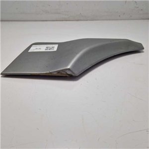 Mitsubishi Pajero III DI-D V6W V7W 4X4 2000-07 Finitura modanatura portellone lato dx  MN117244
