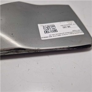 Mitsubishi Pajero III DI-D V6W V7W 4X4 2000-07 Finitura modanatura portellone lato dx  MN117244