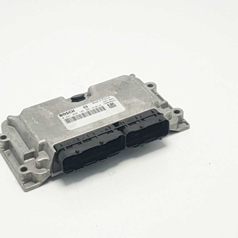 CENTRALINA ECU MOTORE MODULO CONTROLLO ADBLUE IVECO DAILY DIESEL 2007 BOSCH 0281020105