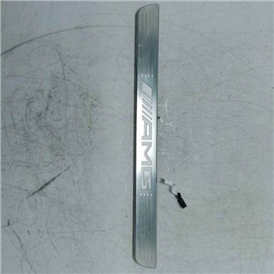 Striscia battitacco ant SX Mercedes GLE W166 C292 4Matic 2015-18 A1666808600 con illuminazione
