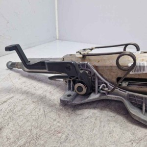 Piantone colonna sterzo Opel Astra J MK4 5P 1.7 CDTI 81 KW 2009-15 13328668