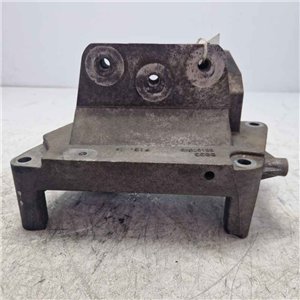 Supporto sostegno motore lato DX Fiat Grande Punto 199 1.3 MJT 66 KW 2005-10 55197848