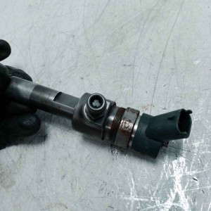 Iniettore Bosch Fiat Sedici 189 1.9mtj 4x4 2006-15 0445110276 2 pin