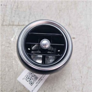 Bocchetta aerazione sx  Mercedes Classe C 180 W205 BlueTEC/d 2015 A2058301154