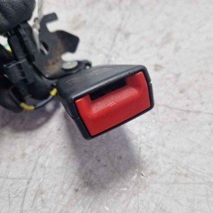 Fibbia aggancio cintura di sicurezza post centrale Mercedes Classe C 180 W205 BlueTEC/d 2015 A2058600469