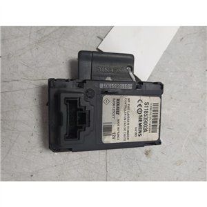 Alloggio blocchetto accensione con scheda keyless Renault Scenic II JM0/1 1.9 dCi 2004-09 8200125077 S118539002A
