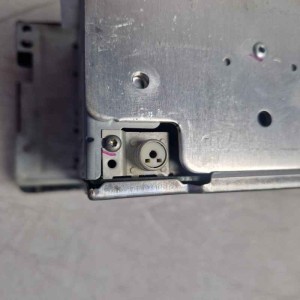 Autoradio lettore cd Smart Fortwo-Coupè 451 1.0 benz 2010 A4518202879 VP6MTF-18C815-GF tasto vol usurato