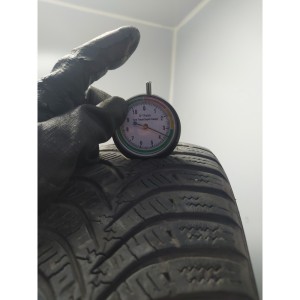 Cerchio in lega ant 4.5Jx15H2ET23.5 Smart Fortwo-Coupè 451 1.0 benz 2010 A4514010102 lievi graffi gomma da rivedere