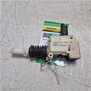 Attuatore blocco serratura portellone baule bagagliaio Smart Fortwo-Coupè 451 1.0 benz 2010 008066-54 2 pin