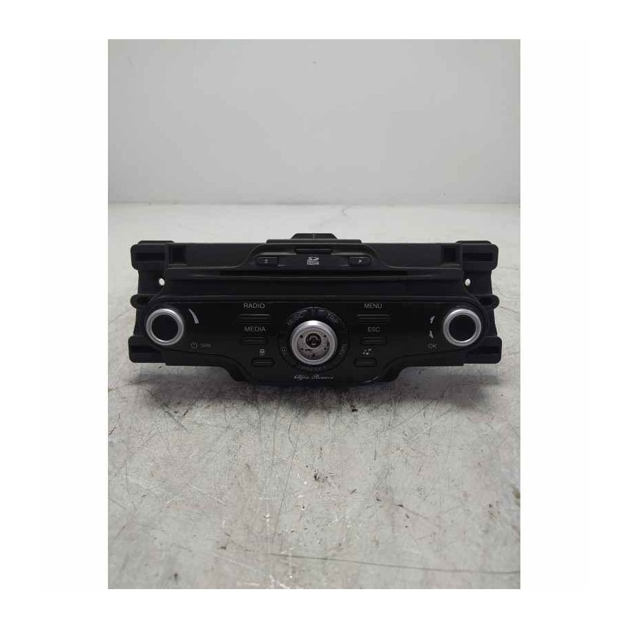 Radio autoradio lettore cd Alfa Romeo Giulietta 940 2.0 jtdm2 2010-21 156096933 mancante pulsante