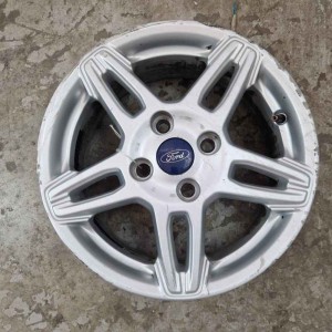 Cerchio in lega 15x6J ET 47.5 Ford KA+ FK UK 2018 G1B51007AA graffi da parcheggio