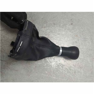 Pomello cuffia leva cambio 5M Audi A1 8X 3P 1.6 TDI 66 KW 2011-18 cuffia lievemente usurata 8P0863278B