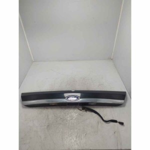 Modanatura esterna portellone post Ford Fiesta MK6 5P 1.4 TDCI 50 KW 2008-12 8A61A43404DDW