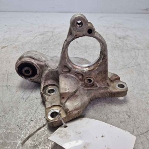 Supporto sostegno tassello semiasse motore Peugeot 3008 2.0 hdi 2015 9680482880