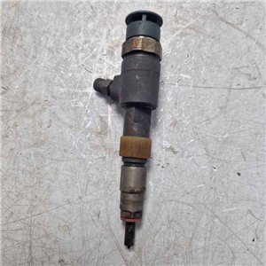 Iniettore carburante gasolio Peugeot 3008 1.6 HDI 88 KW BH01 2014-16 Bosch tubo spezzato in testa 0445110566
