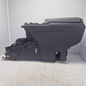 Bracciolo console centrale Peugeot 3008 0U 1.6BlueHDi 120 2016 poggiagomiti