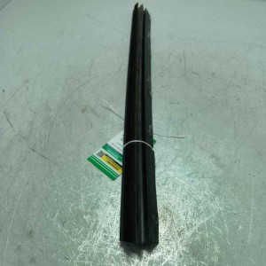 Raschiavetro interno portiera post SX Alfa Romeo Giulietta 940 2.0 JTDM 103 KW 2010-20 1948169