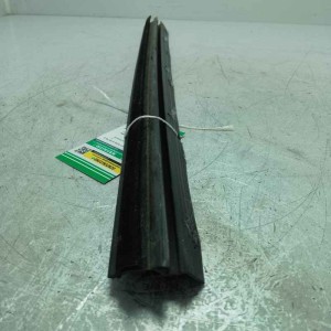 Raschiavetro interno portiera post SX Alfa Romeo Giulietta 940 2.0 JTDM 103 KW 2010-20 1948169
