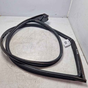 Guarnizione porta ant dx Alfa Romeo Mito 955 1.3 mtj 2013